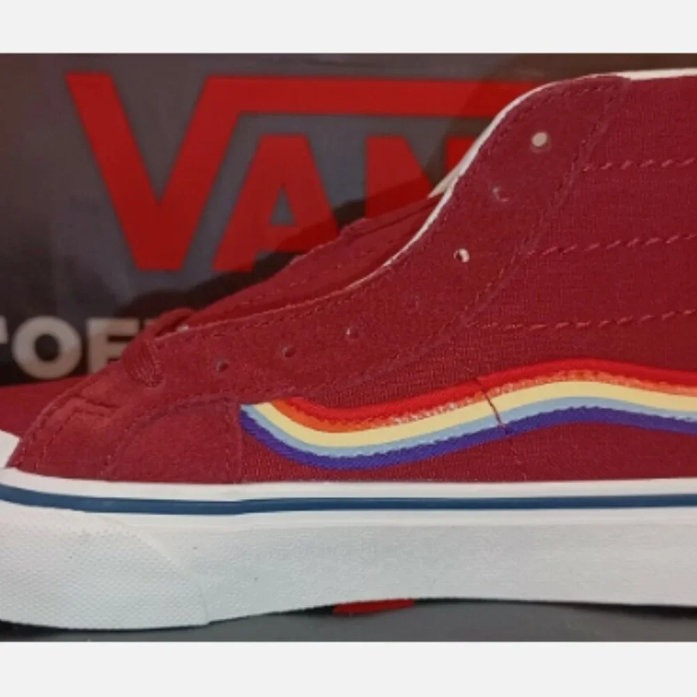 Vans Sk8 Hi 138 Decon Rad Rainbow Biking Red/Marshmallow Men's 3.5/Women's 5